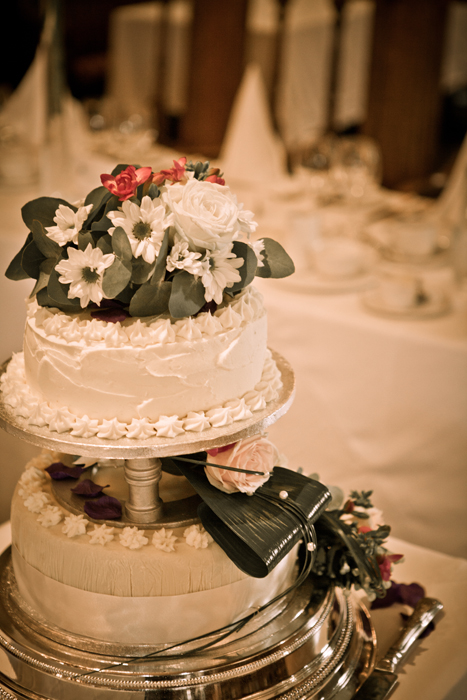 white wedding cake